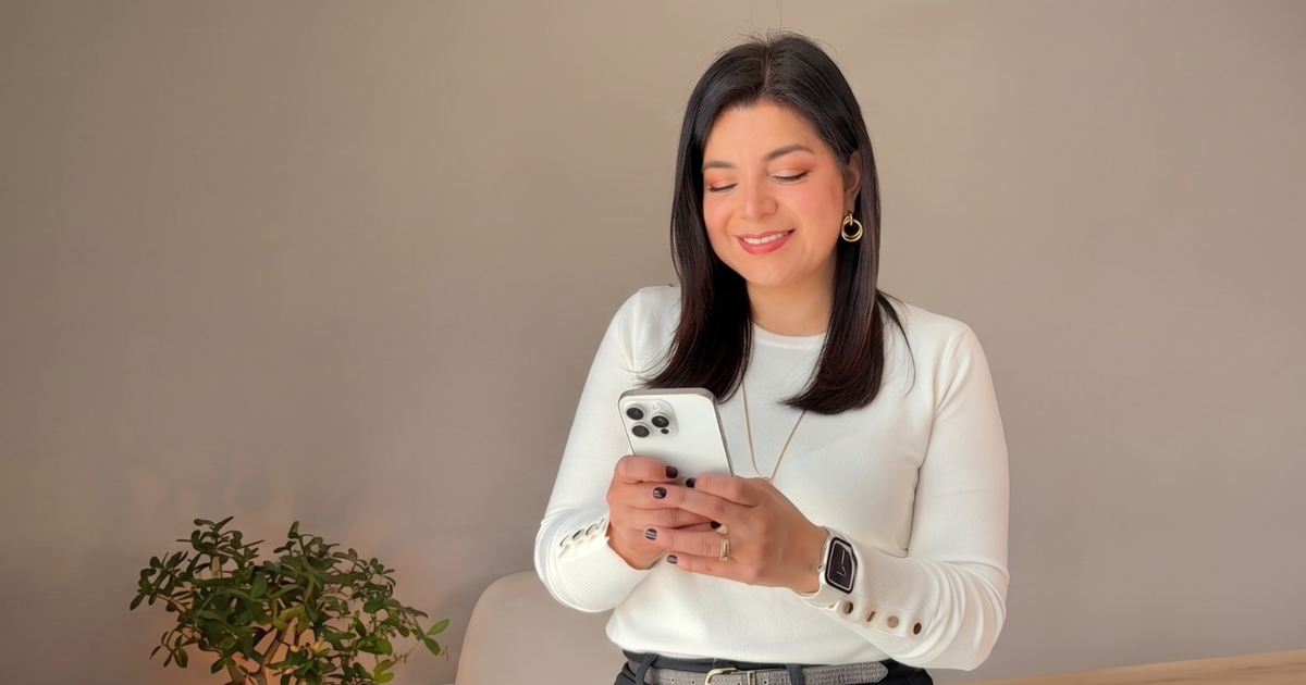 Viviana Villegas creando contenido